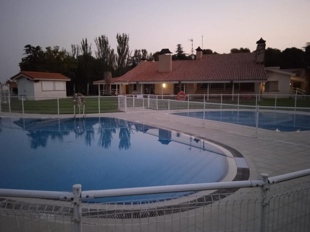 Bungalows Zaragoza Camping ภายนอก รูปภาพ